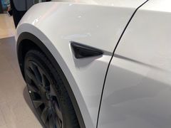 -TESLA 特斯拉(广州天环广场体验店)