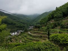 -浙东第一尖雪山欢乐谷