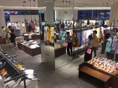 -URBAN REVIVO(大信新都汇店)