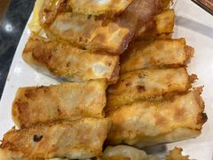 猪肉皮皮虾锅贴-金阁家常菜(贵阳路店)