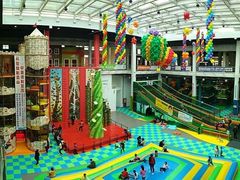 -蒙特利亲子乐园