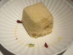 -弦月窗LUNETTE BY AMANDA(复兴路店)