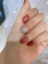-吉吉靓甲美睫