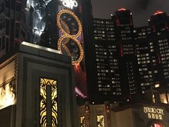 -影汇之星8字形摩天轮