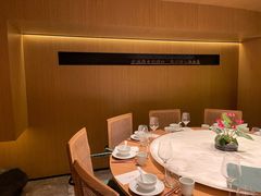 包厢-初蓉丨遇见新川菜(亲贤街荣耀店)