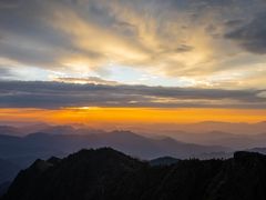 -牛背山