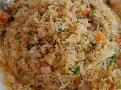 雜錦菠蘿炒飯-海天花园酒家