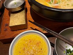 -银米·云南传统过桥米线(双廊黑金冠店)