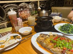 -莲餐厅·湖北菜·潜江小龙虾店(愚园路店)