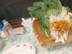 -鸿姐老火锅(疁城新天地店)
