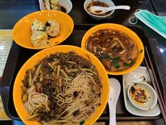 雪菜肉丝面-毛华美食(清扬路店)