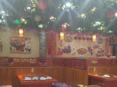 -袁小二大东北铁锅炖(吉祥村总部)