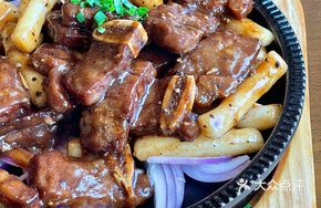 Signature Black Pepper Beef Short Ribs