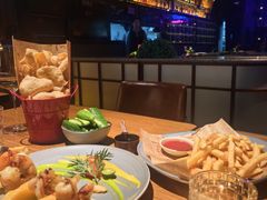 -MARU玛露音乐餐厅(大学路店)