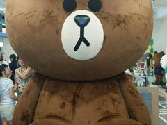 -LINE FRIENDS Garosu-gil Flagship Store