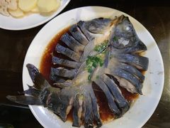 荷花鱼-夏屿湖畔.落日湖景餐厅(普者黑景区店)