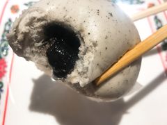 黑芝麻流沙包-蟹蟹潮汕砂锅粥(食八方美食城店)