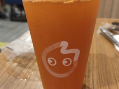 -CoCo都可(湖滨银泰店B区店)