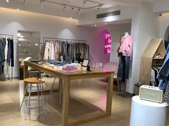 -nana showroom娜娜家服装店