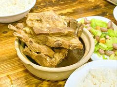 -万和春排骨砂锅米饭(湖北路店)