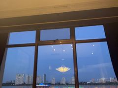-贝勒爷·酥不腻烤鸭
