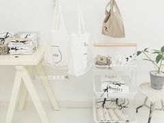 餐具摆设-UP ON AIR