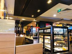 面包甜点陈列柜-麦当劳(城西银泰店)
