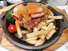 -香港新发烧腊茶餐厅(书城店)