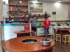大堂-刘胖娃鱼庄·特色肥肠鱼(杨家坪店)