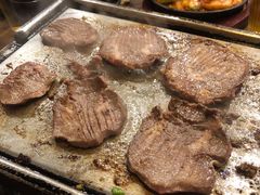 厚切牛舌-香猪坊韩国烤肉专属门店(魏公村店)