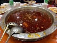 -刘胖娃鱼庄·特色肥肠鱼(杨家坪店)