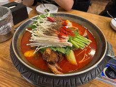 喇喇排骨火锅-喇喇排骨火锅·传统韩式脊骨汤(望京西园总店)