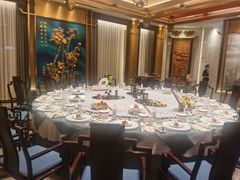 -舜耕山庄四时万和自助餐厅