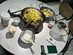-费大厨辣椒炒肉(高铁吾悦广场店)