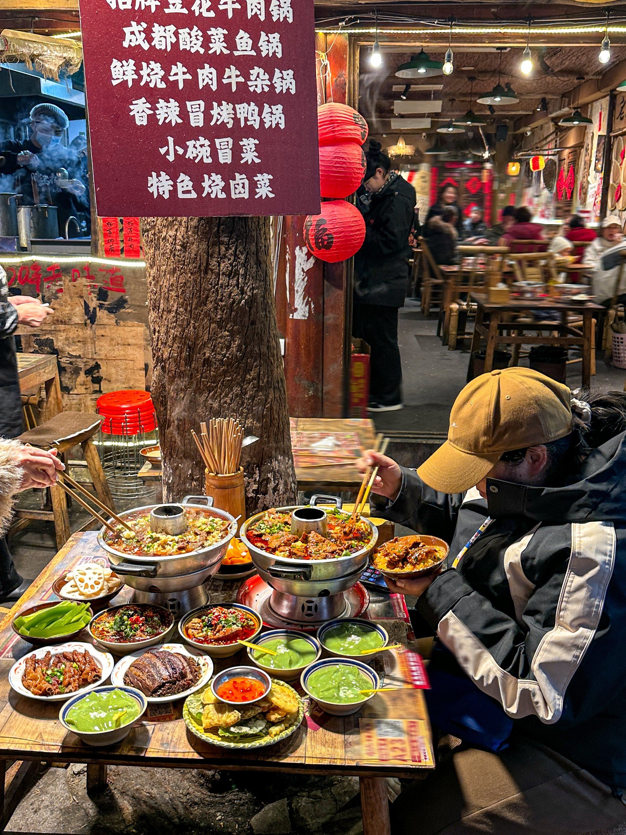 人均40r不到!成都本地人扎堆的苍蝇馆子