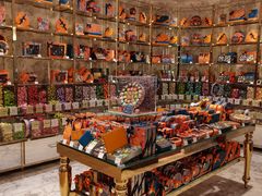 -VENCHI 闻绮(北京国贸商城店)