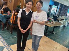 -乡村馕坑肉·烧烤·新疆菜·本地人更爱吃(阿勒泰首店)
