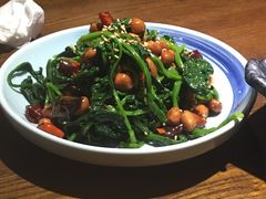 果仁菠菜-沥咕沥咕串吧(古城北路店)