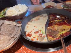 -赵美丽·重庆社区火锅·直营店(火车东站·中豪国际店)