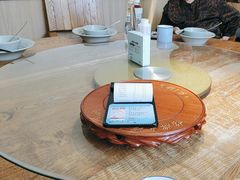 -蜜桃餐厅·伴山(湖滨商业街店)