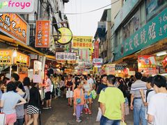 -六合夜市
