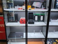 -小魔虎电竞馆·二进制店