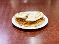 腊汁肉夹馍-汉思肴 热面皮(虬江路店)