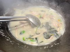 -陈大锅·岳阳鱼馆·地道岳阳菜(美食街店)