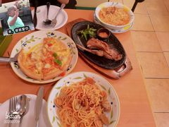 培根菠萝披萨-萨莉亚意式餐厅(东山口店)