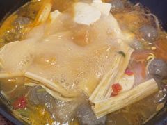 -旺福·贵州酸汤牛肉火锅(陆悦天地店)