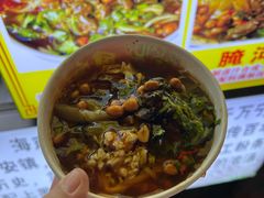 -海大南门夜市(海富街店)