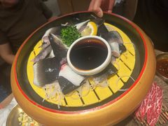 -草家酱蟹炭火烤肉店(珲春南路一店)