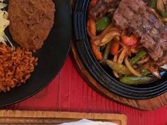 -Pistolera Mexican Cantina女枪手墨西哥餐厅(碧云路店)