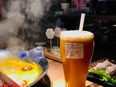 -湊湊火锅·茶憩(杭州湖滨银泰in77店)